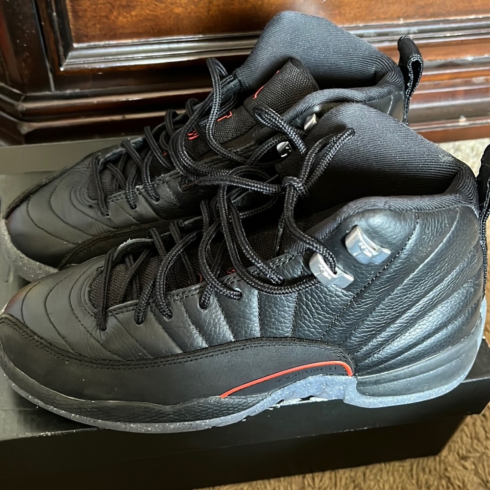 Air Jordan Retro 12